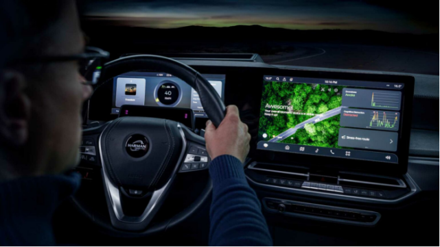 科技晚報 蘋果研發一體式芯片，京東與當當達成合作